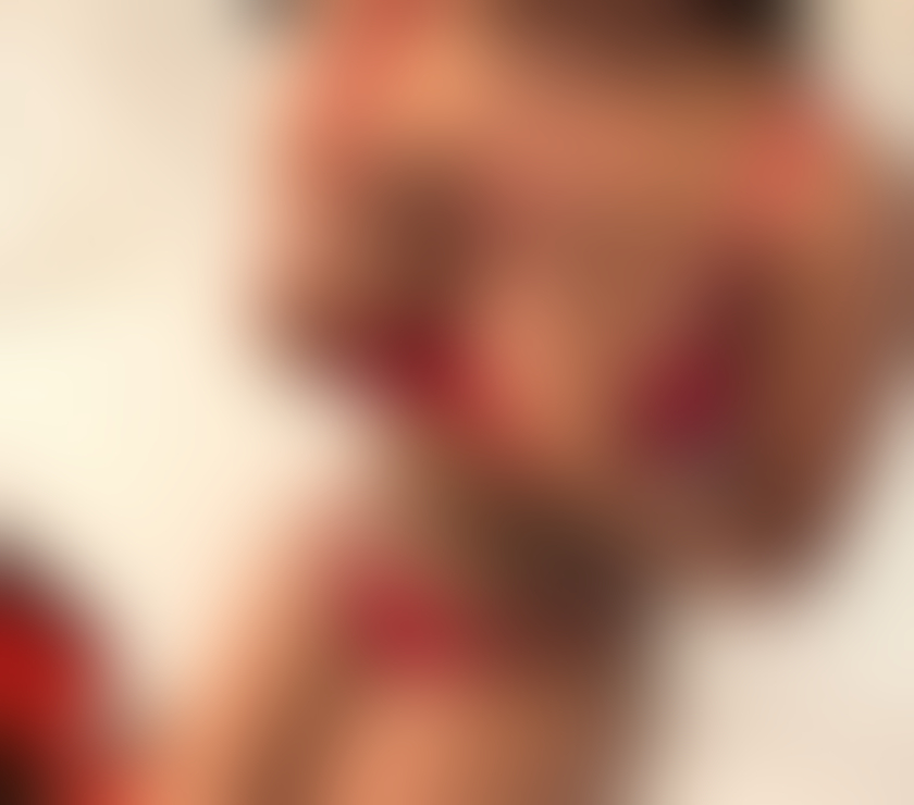 Escorts West London Hillingdon - Photos for young,curvy and elegant babe for your pleasure